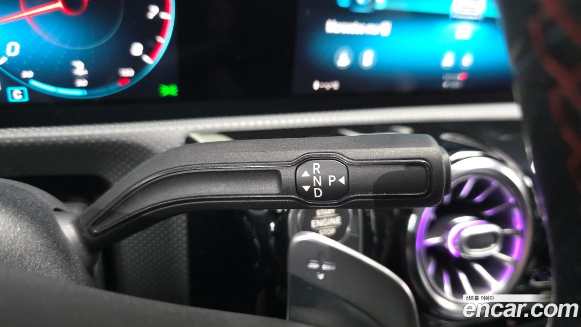 Mercedes-Benz CLA-Class 2021