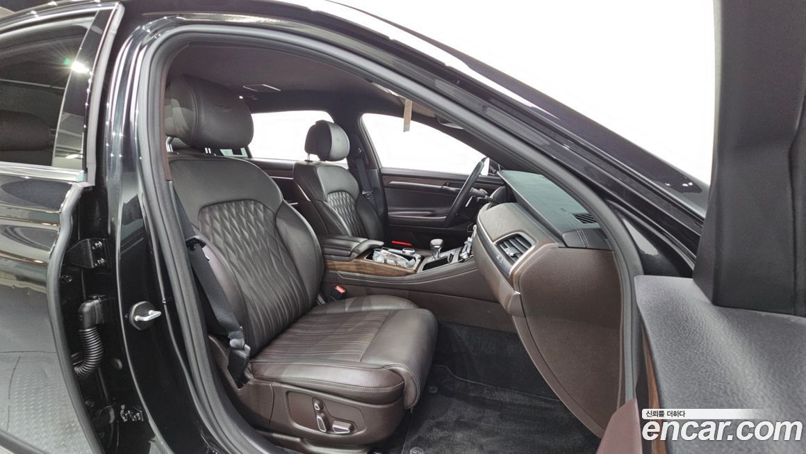 Genesis G90 2021