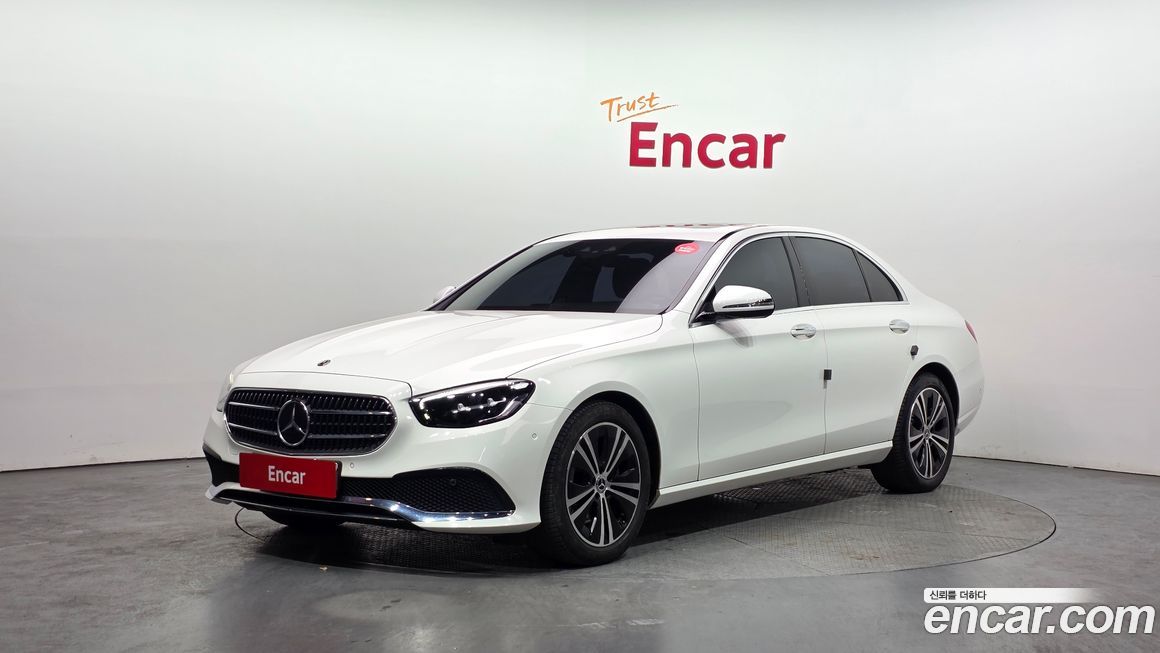 Mercedes-Benz E-Class 2021