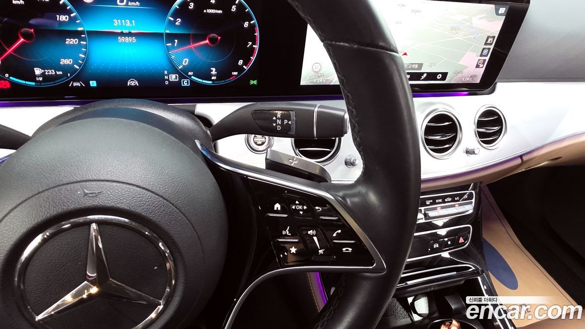 Mercedes-Benz E-Class 2021