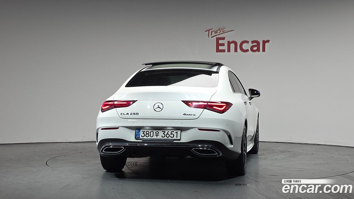 Mercedes-Benz CLA-Class 2021