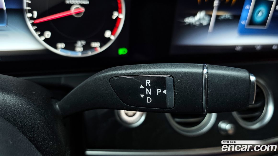 Mercedes-Benz E-Class 2020