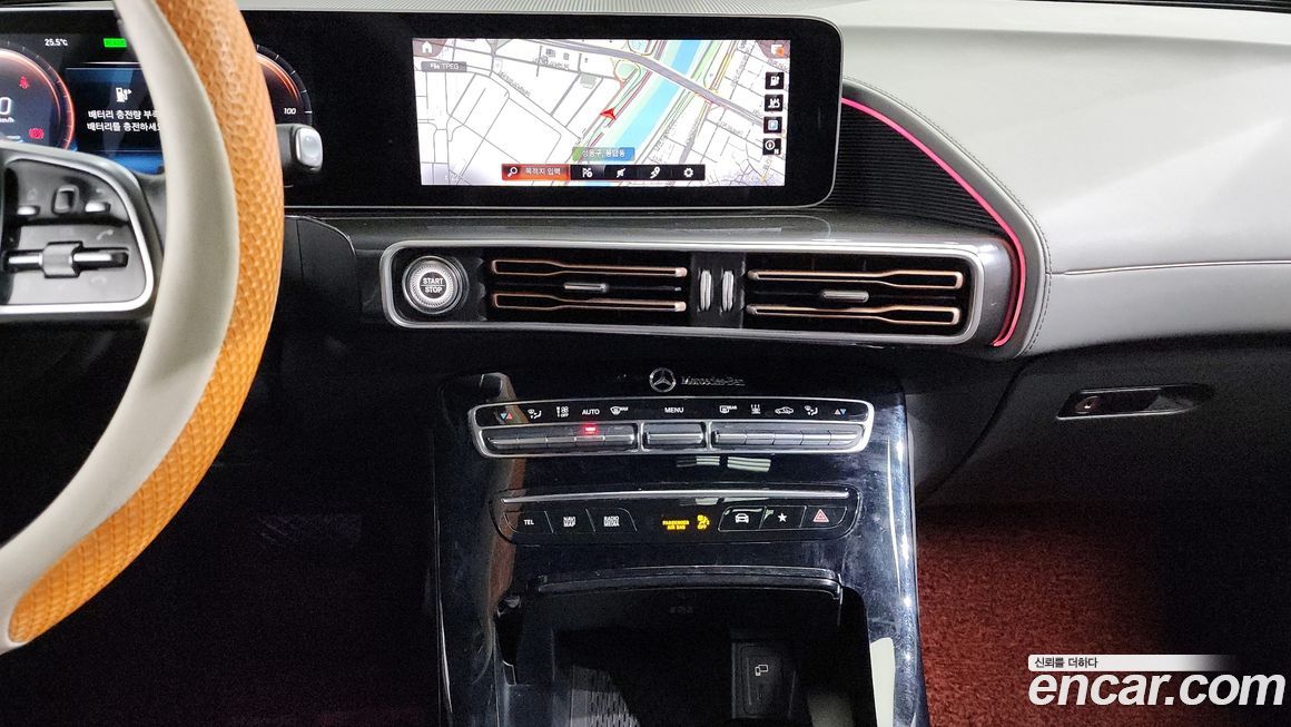 Mercedes-Benz EQC 2020