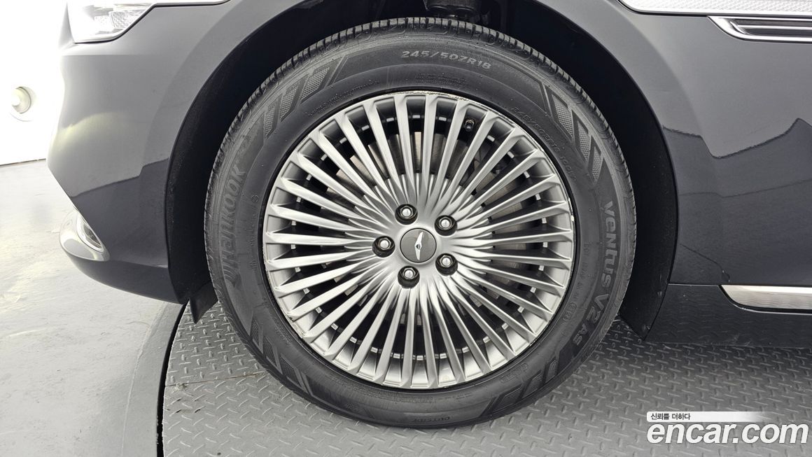 Genesis G90 2021
