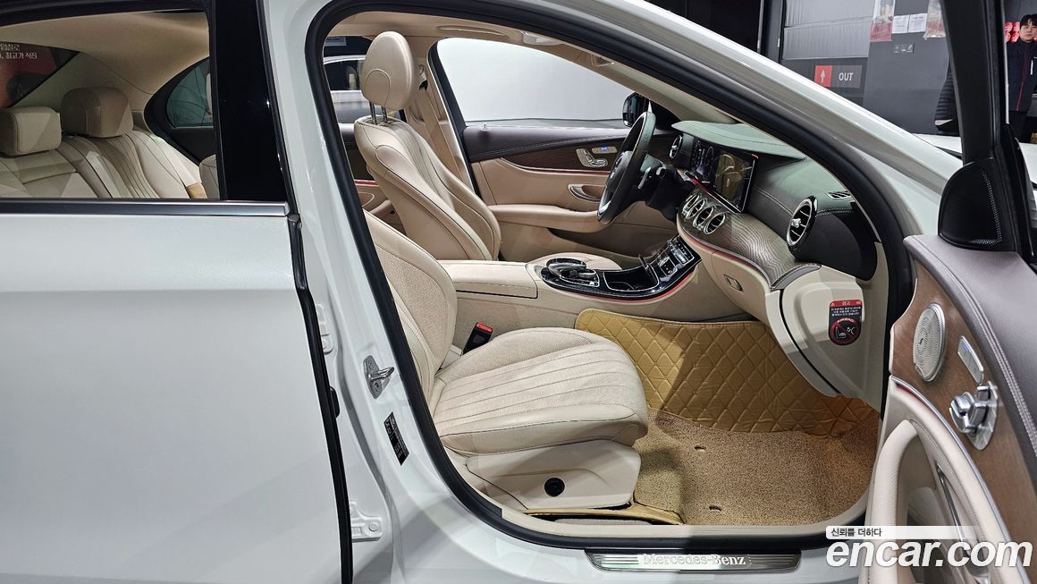 Mercedes-Benz E-Class 2017