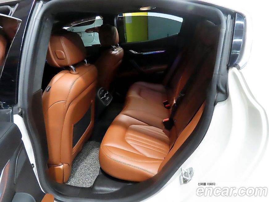 Maserati Ghibli 2017