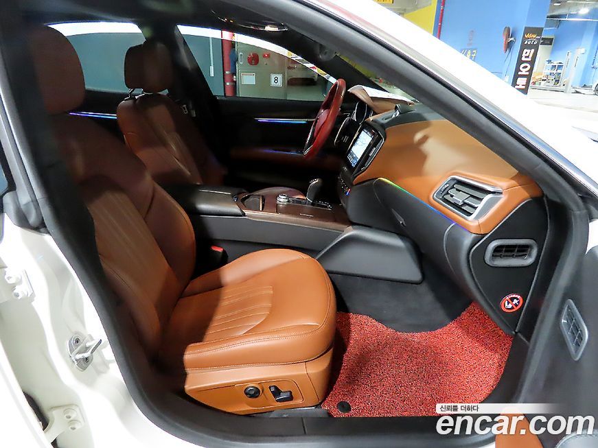 Maserati Ghibli 2017