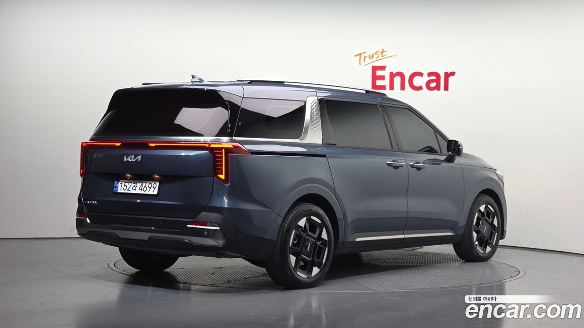 Kia Canival 2024