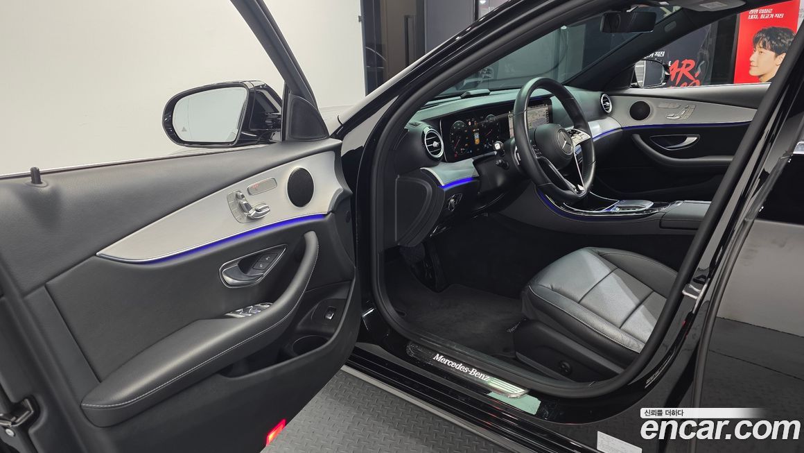 Mercedes-Benz E-Class 2021