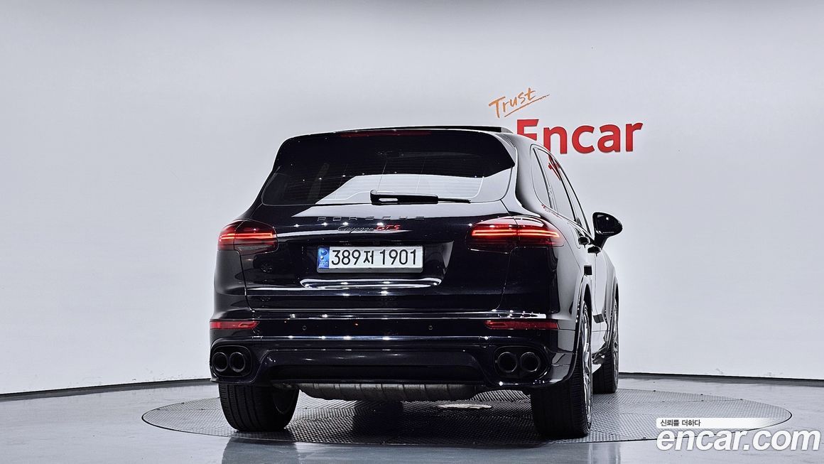 Porsche Cayenne 2016