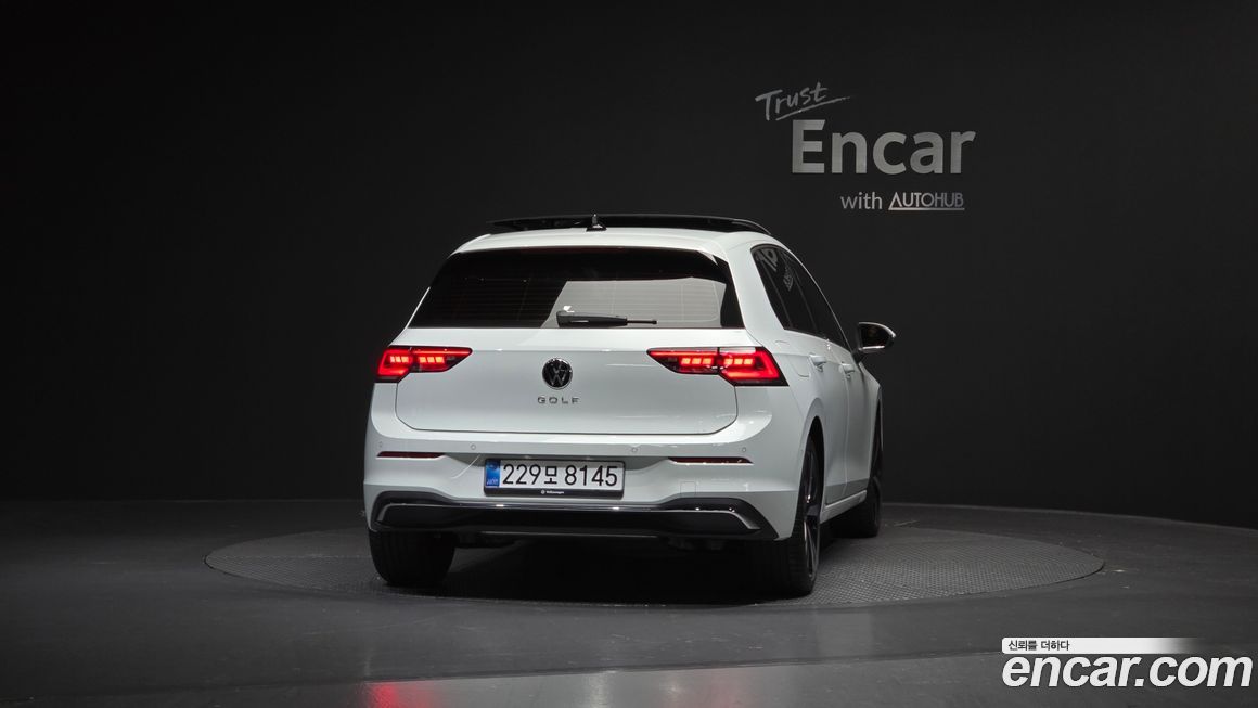 Volkswagen Golf 2025