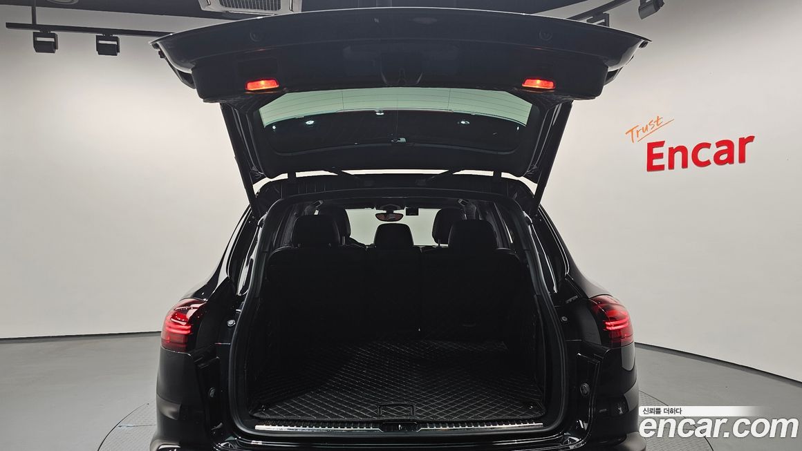 Porsche Cayenne 2016