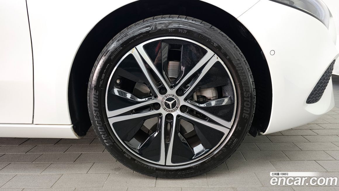 Mercedes-Benz A-Class 2024