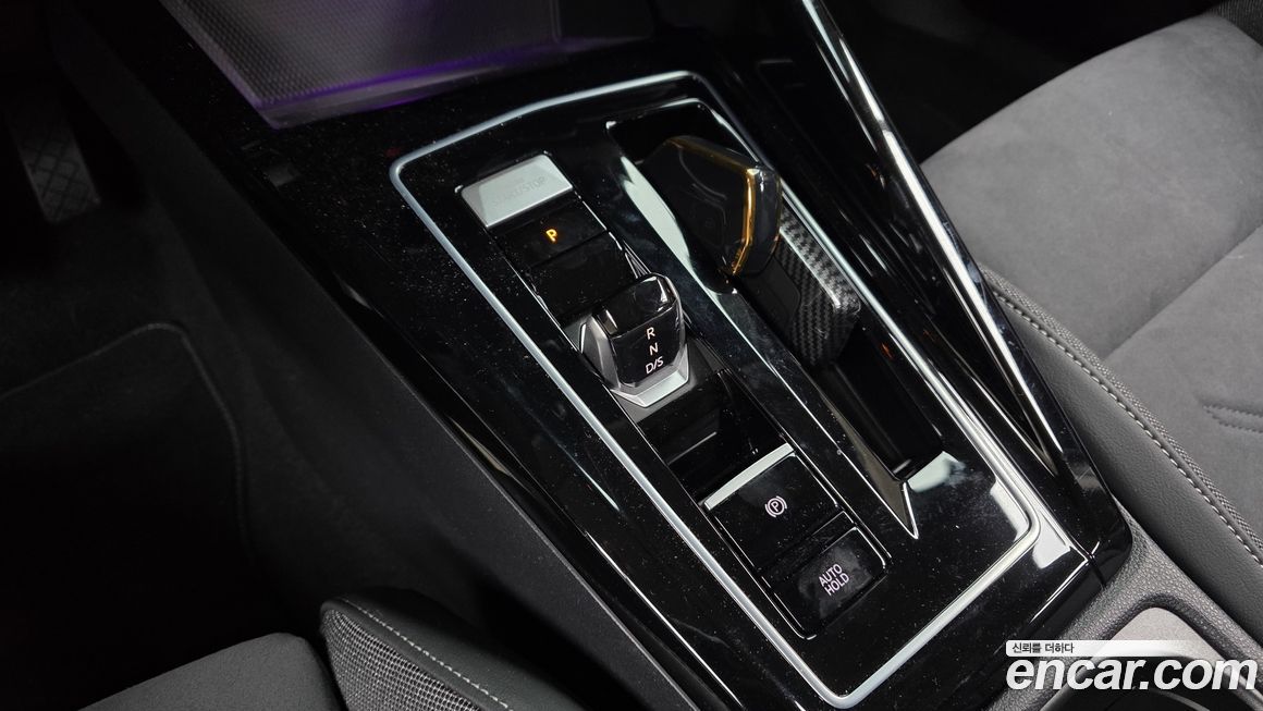 Volkswagen Golf 2025