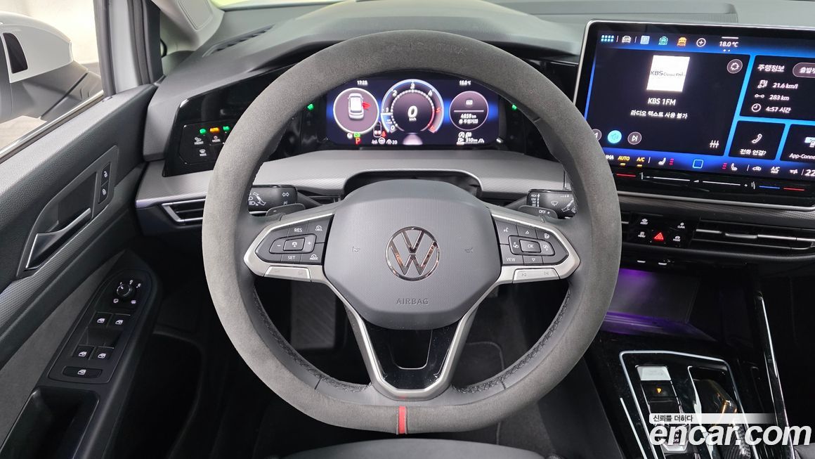 Volkswagen Golf 2025