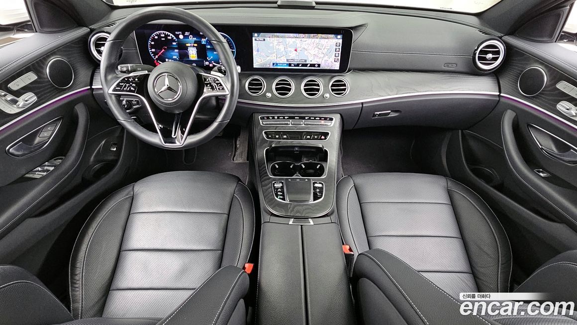 Mercedes-Benz E-Class 2023