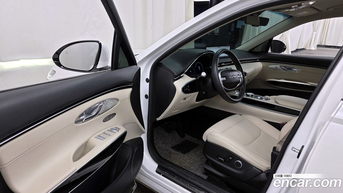 Genesis GV70 2023