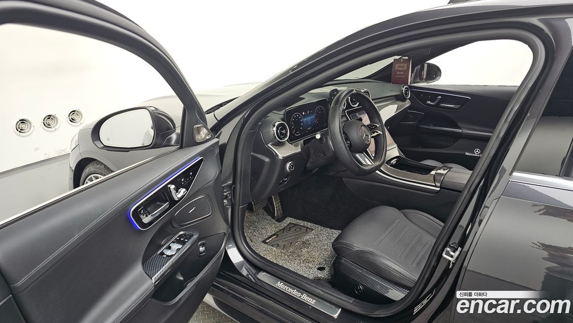 Mercedes-Benz C-Class 2024