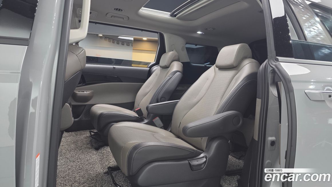 Kia Canival 2025