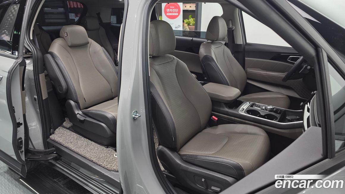 Kia Canival 2025