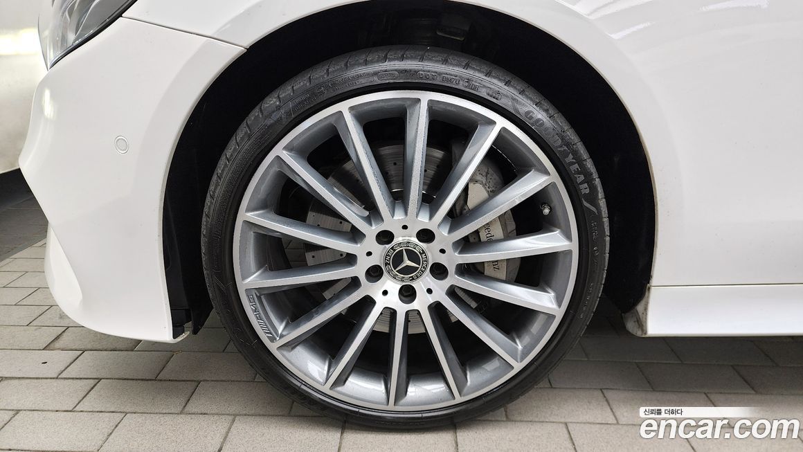 Mercedes-Benz E-Class 2020