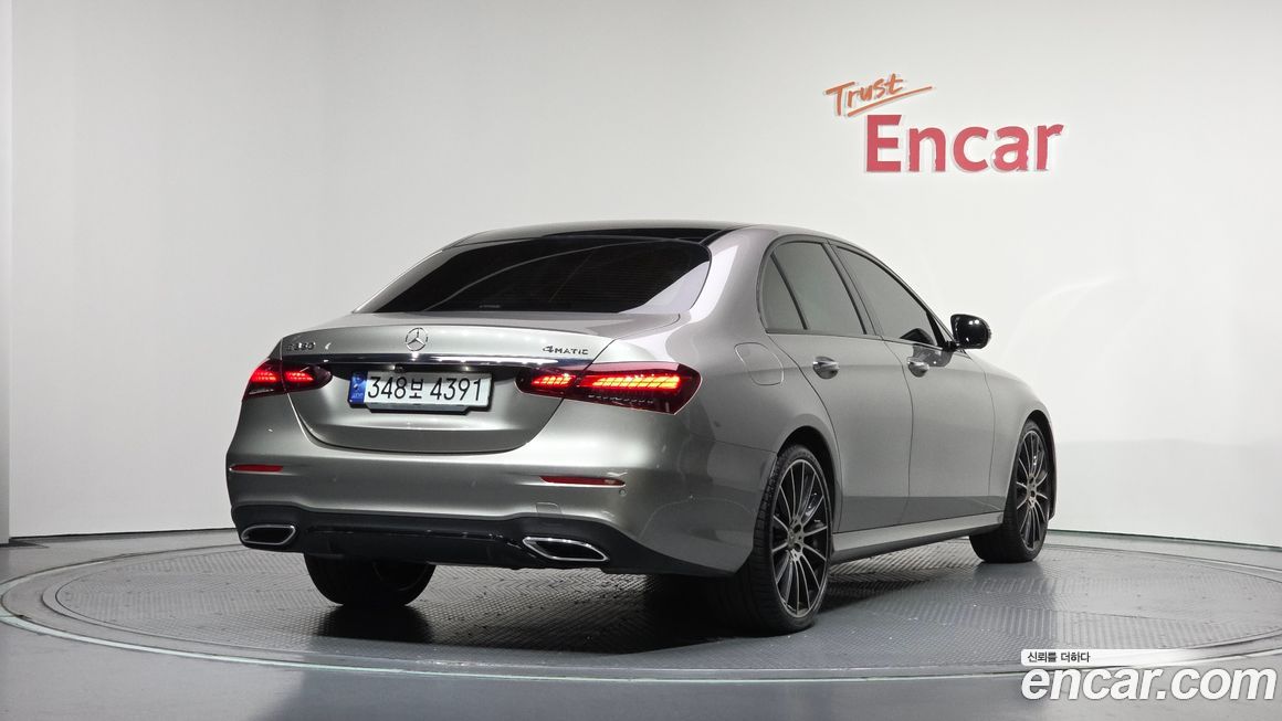 Mercedes-Benz E-Class 2023