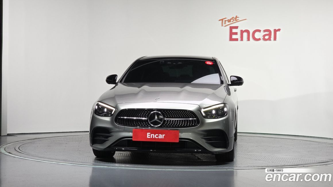 Mercedes-Benz E-Class 2023