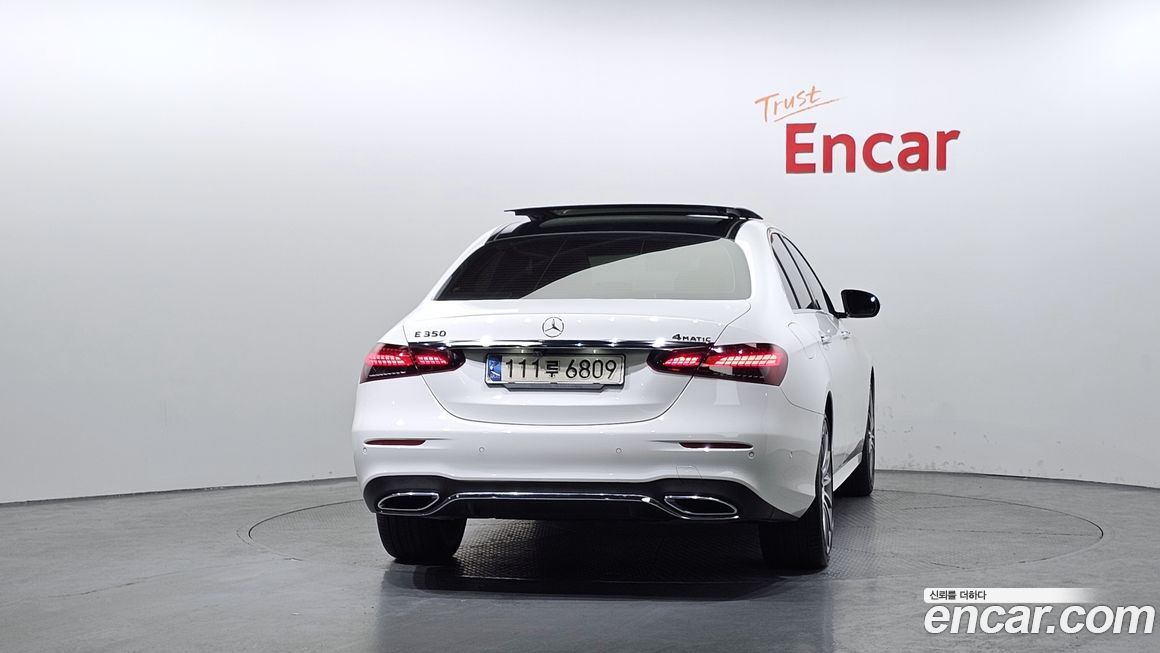 Mercedes-Benz E-Class 2021