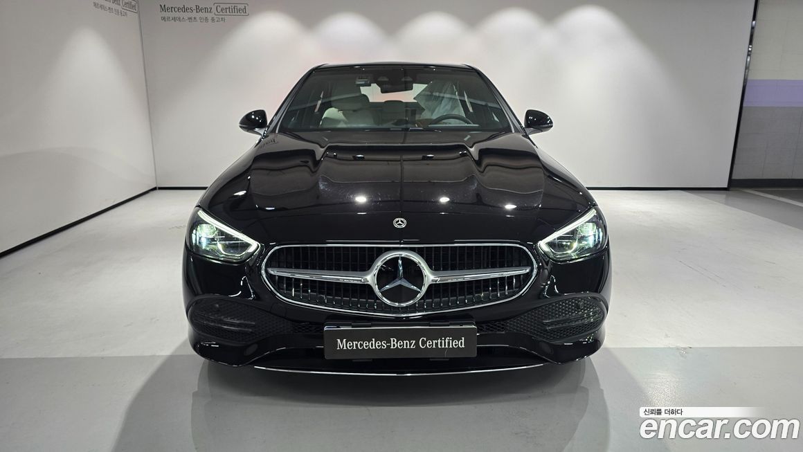 Mercedes-Benz C-Class 2025
