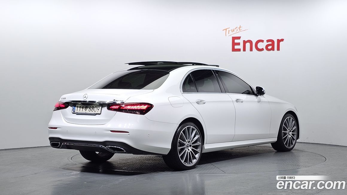 Mercedes-Benz E-Class 2021