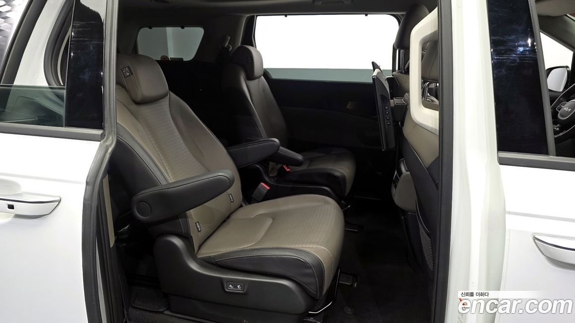 Kia Canival 2025