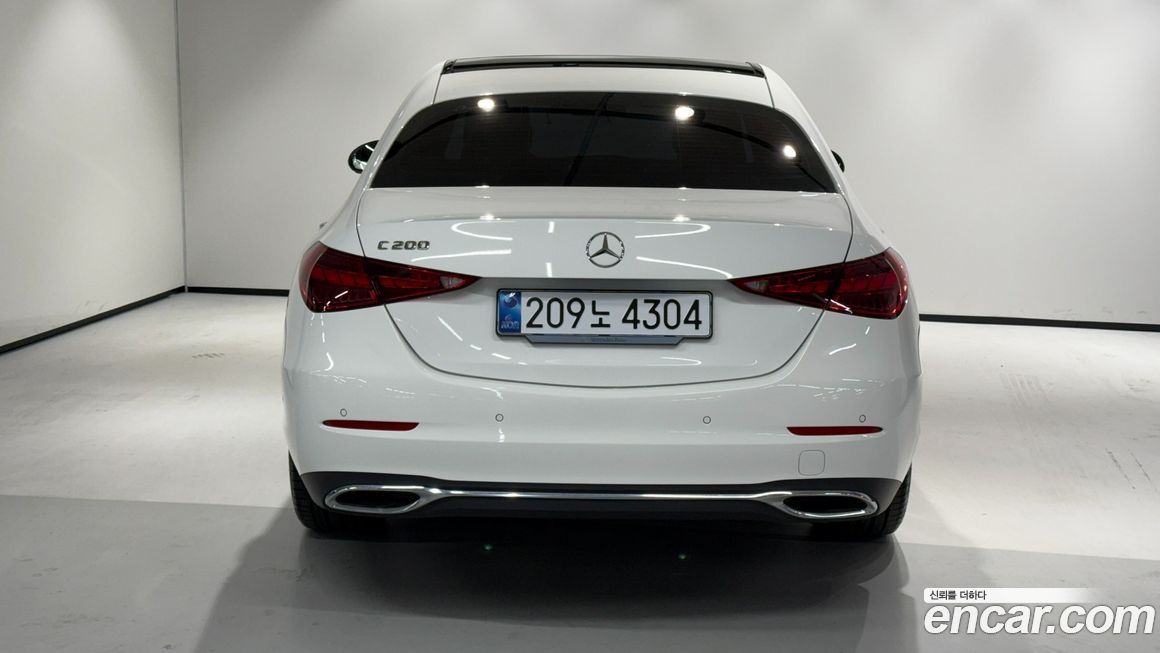 Mercedes-Benz C-Class 2025