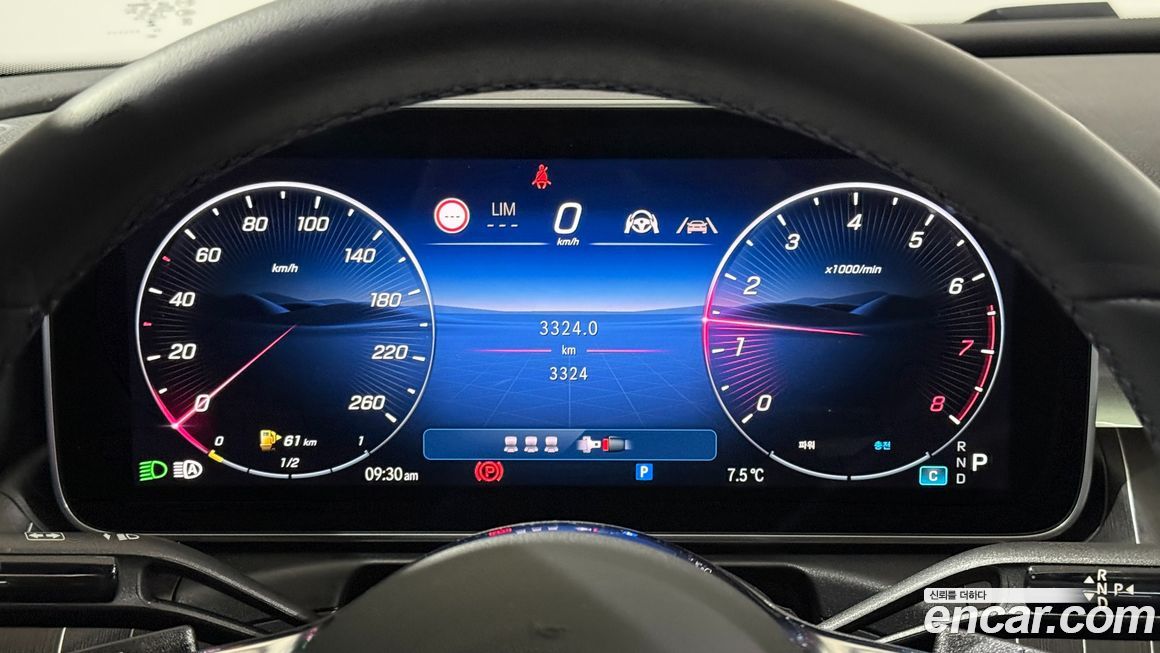 Mercedes-Benz C-Class 2025