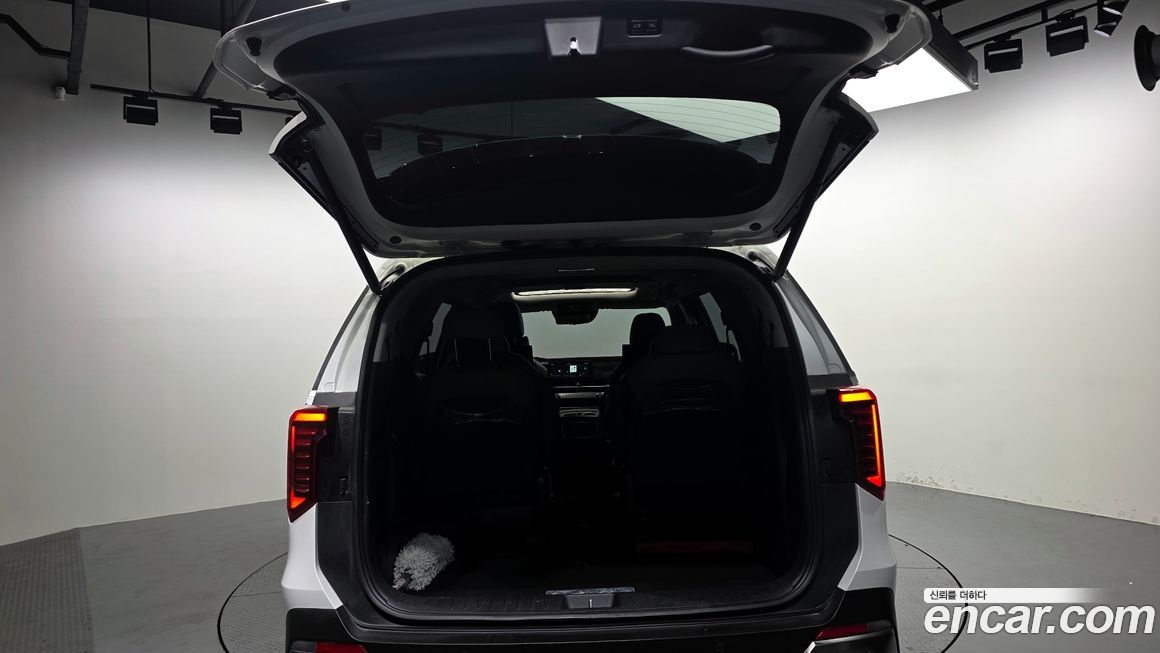Kia Canival 2025