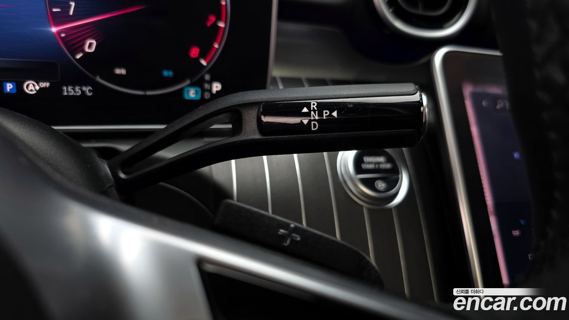 Mercedes-Benz C-Class 2024
