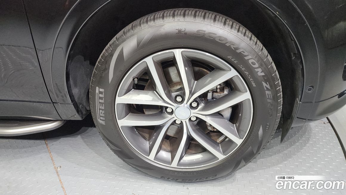 Land Rover Discovery Sport 2024