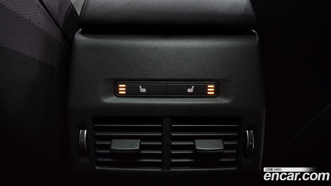 Land Rover Discovery Sport 2024