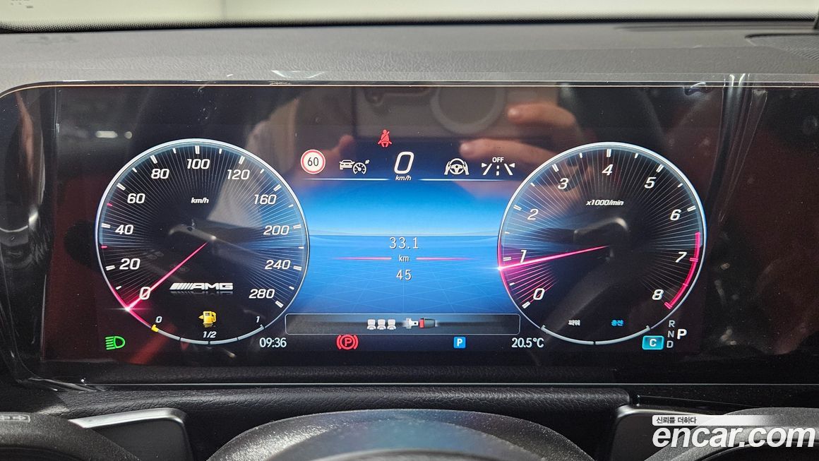 Mercedes-Benz GLB-Class 2025