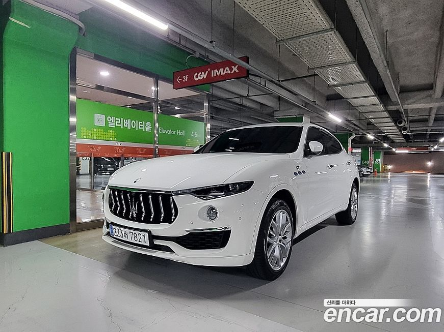 Maserati Levante 2022