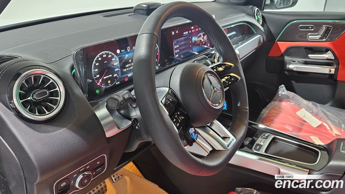 Mercedes-Benz GLB-Class 2025