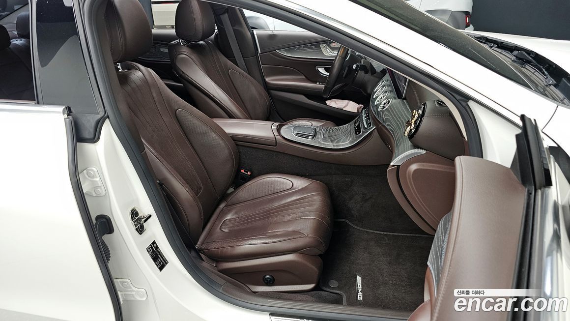 Mercedes-Benz CLS-Class 2021