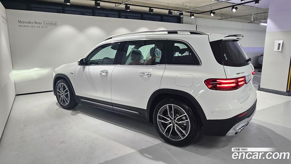 Mercedes-Benz GLB-Class 2025