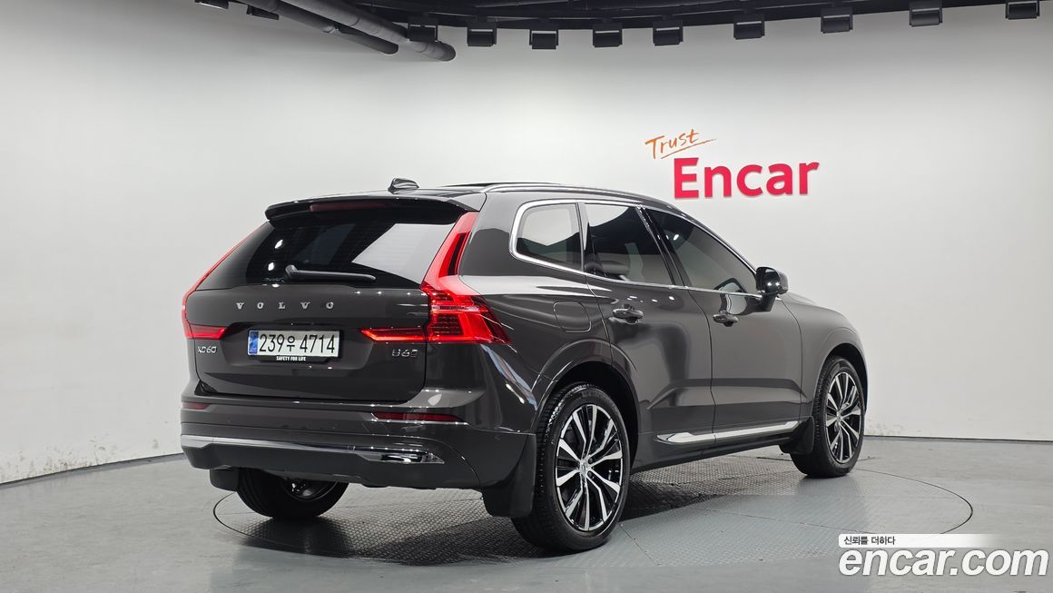 Volvo XC60 2024