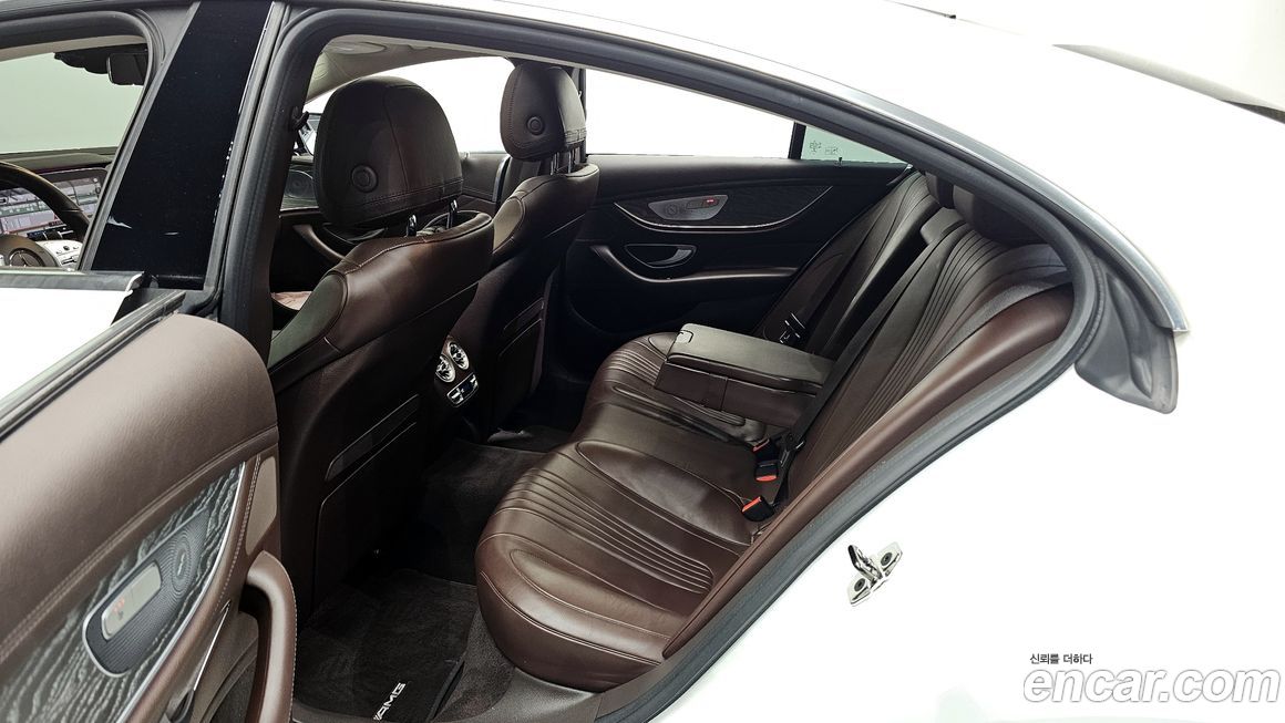 Mercedes-Benz CLS-Class 2021