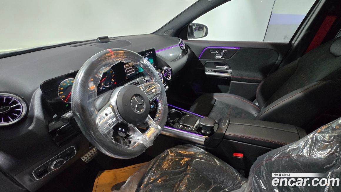 Mercedes-Benz GLA-Class 2023