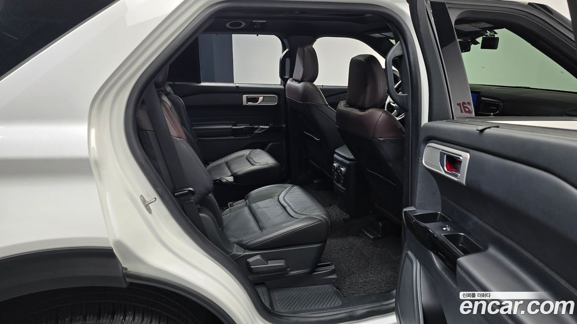 Ford Explorer 2023