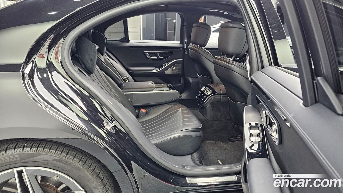 Mercedes-Benz S-Class 2022