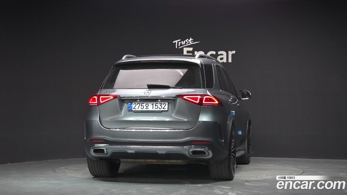 Mercedes-Benz GLE-Class 2023