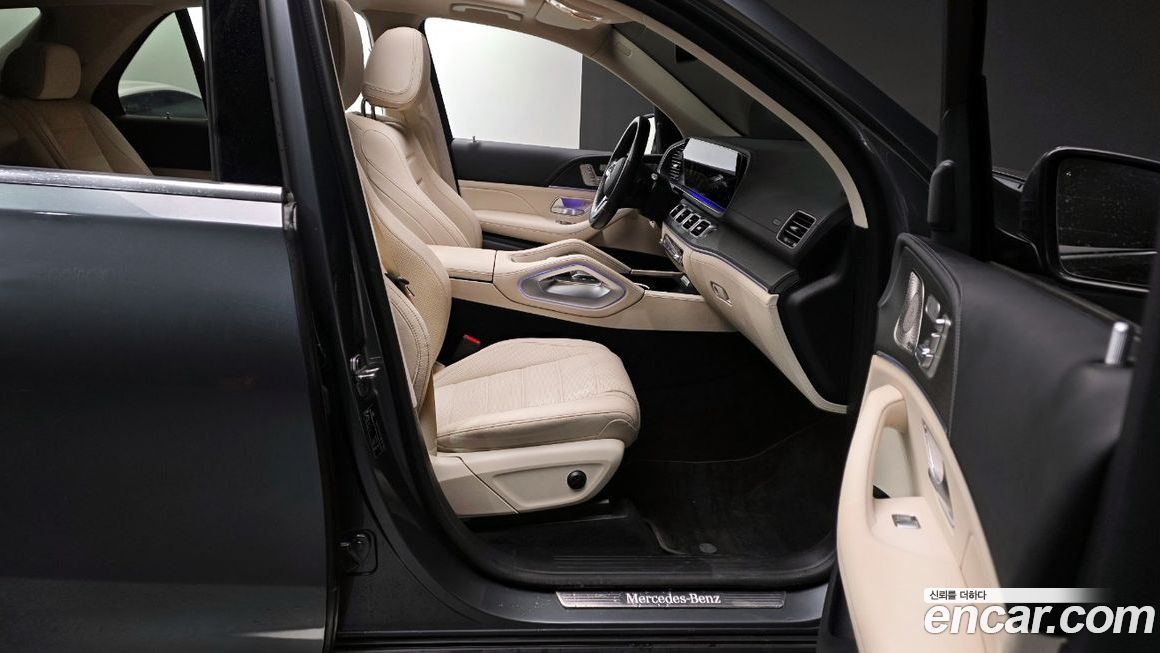 Mercedes-Benz GLE-Class 2023