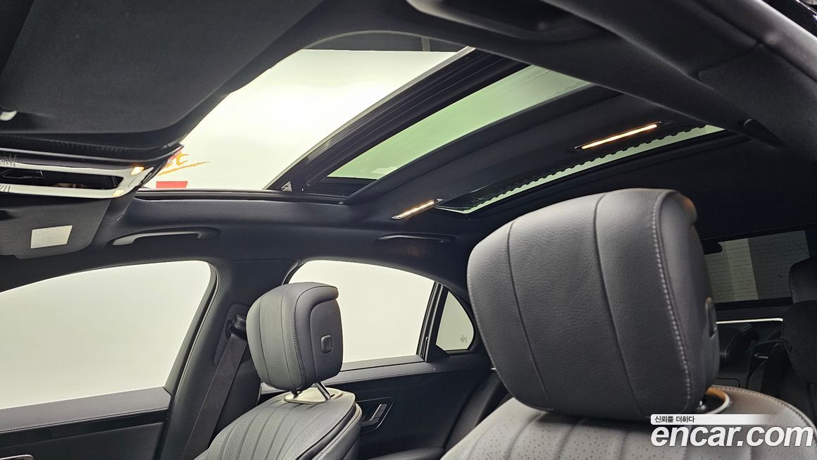 Mercedes-Benz S-Class 2022